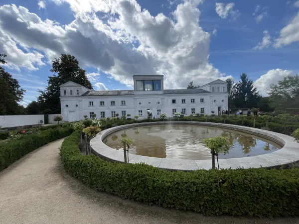 Hochgeladen von Shirley